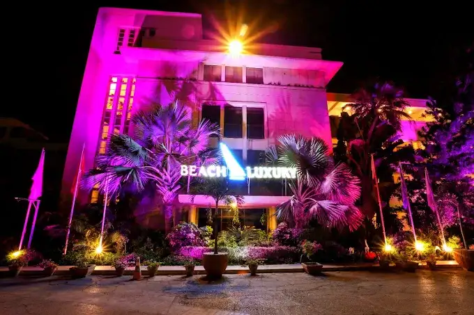 Beach Luxury Hotel Night Girls Karachi